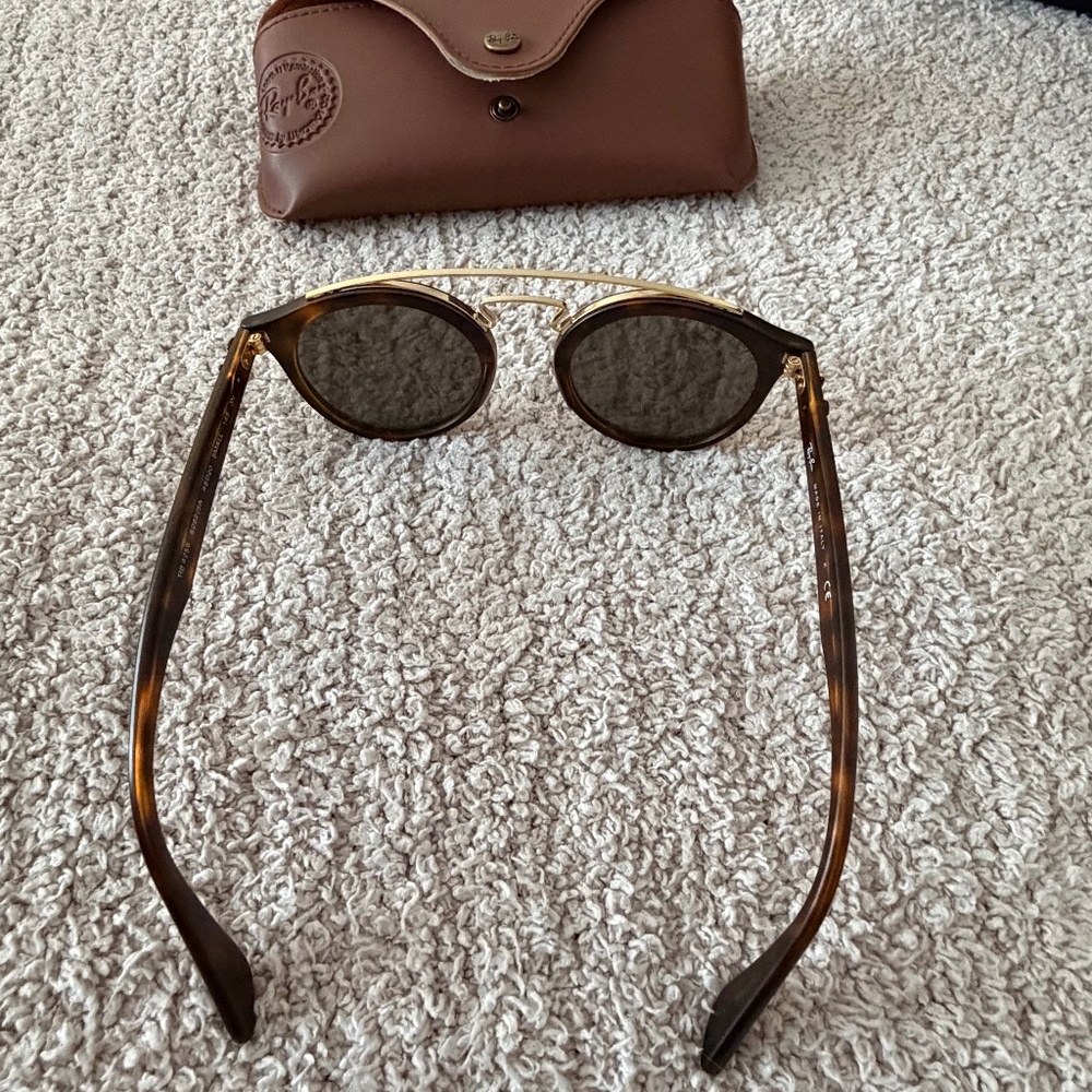 Ray-Ban Tortoise Brown Round Sunglasses with Gold Bridge - Picture 9 of 11